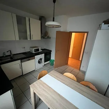 Apartment Mit 3 Schlafzimmer Kaiserslautern Buitenkant foto