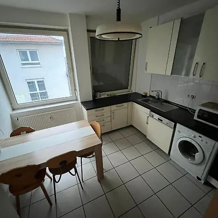 Apartment Mit 3 Schlafzimmer Kaiserslautern Buitenkant foto