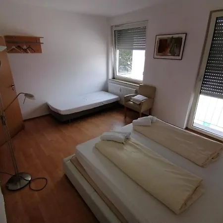 Apartment Mit 3 Schlafzimmer Kaiserslautern Buitenkant foto