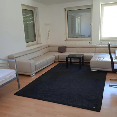 Apartment Mit 3 Schlafzimmer Kaiserslautern Buitenkant foto