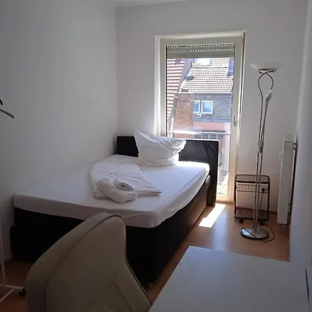 Apartment Mit 3 Schlafzimmer Kaiserslautern Buitenkant foto
