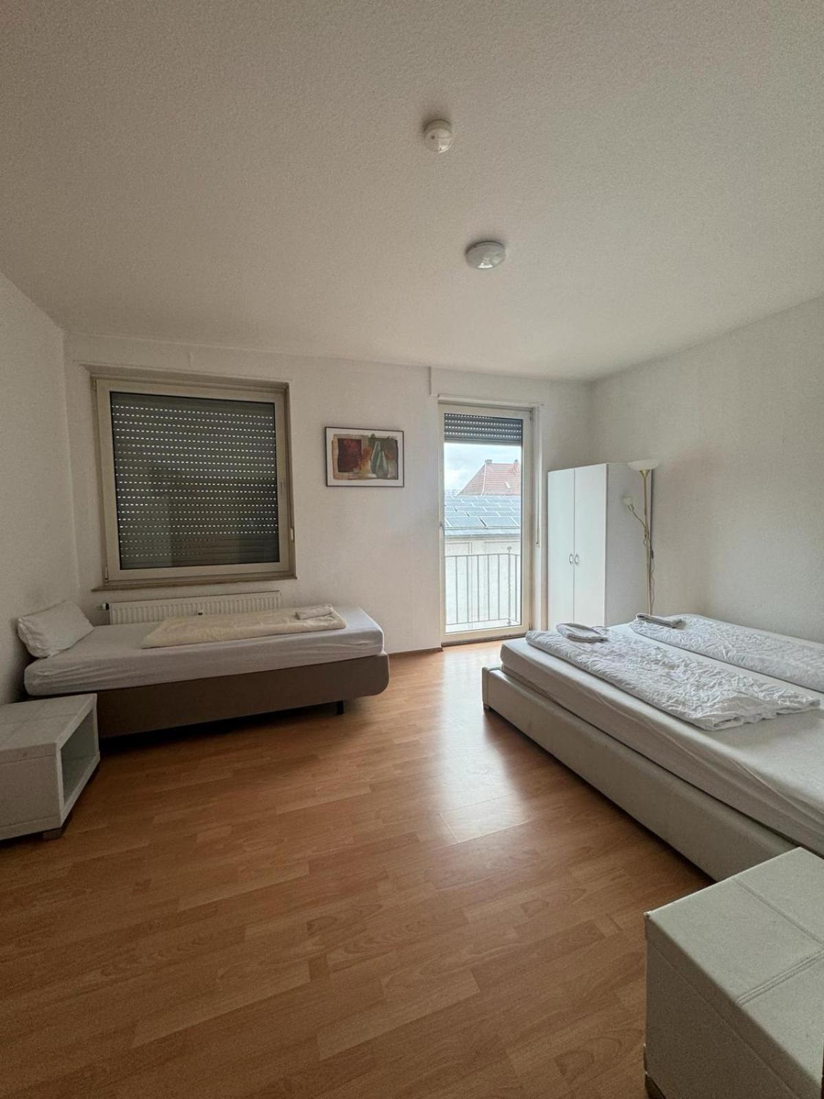 Mit 3 Schlafzimmer Apartment *